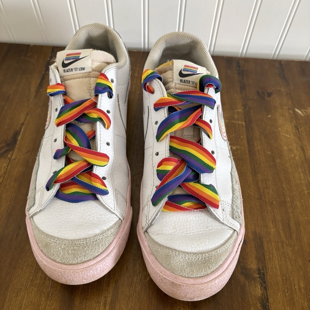 Nike Blazer Low '77 Be True Shoes Men's 9 White Rainbow LGBTQ Pride DD3034-100 - Picture 3 of 9